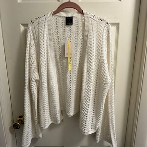 Elegant White Open-Knit Cardigan